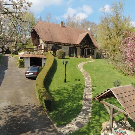 Maison au calme à la campagne Saint-Pierre-de-Bailleul Extérieur photo
